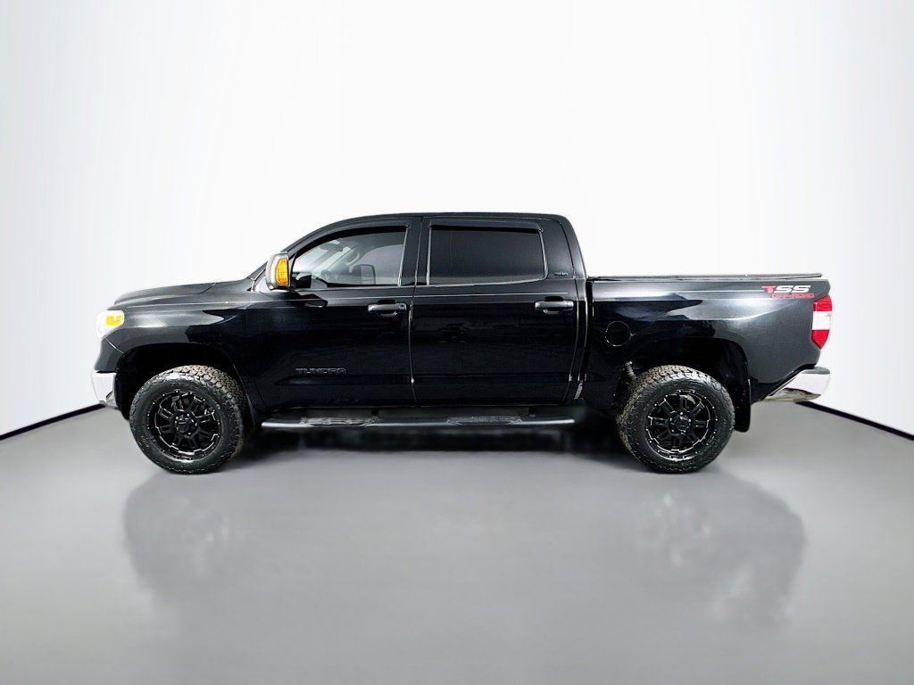 Used 2017 Toyota Tundra SR5 RWD image 2