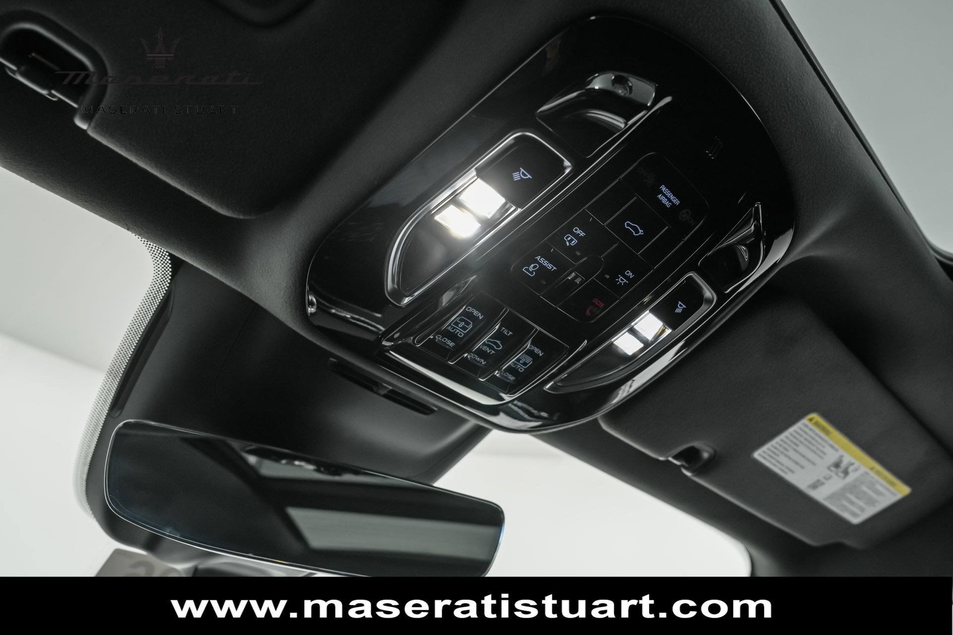 New 2025 Maserati Grecale Modena AWD/4WD image 40
