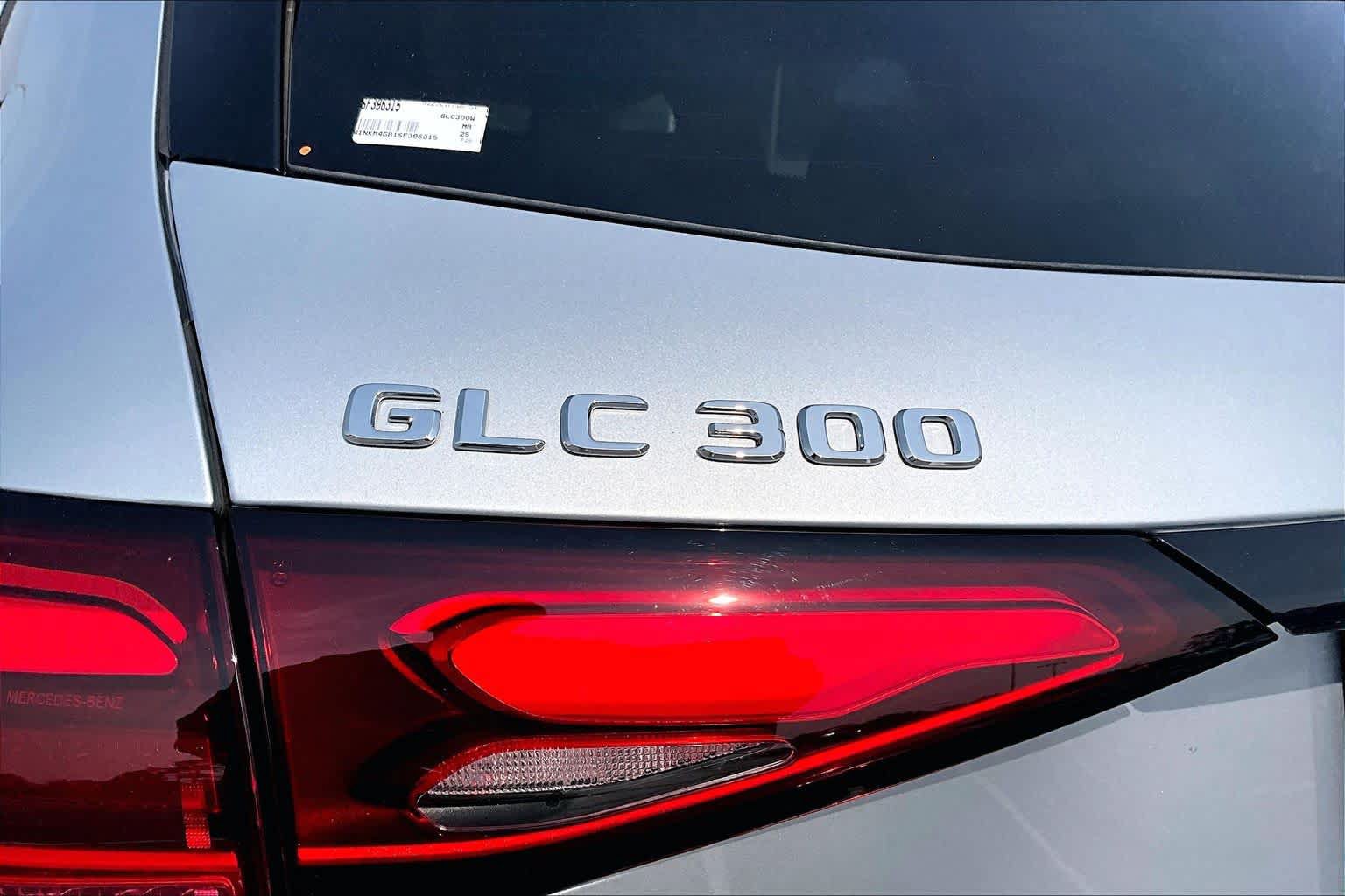 Used 2025 Mercedes-Benz GLC 300 image 10