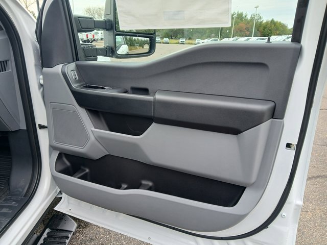New 2026 Ford F350 XL image 28