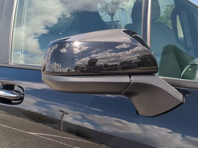 Certified 2025 Toyota Sienna XLE image 12