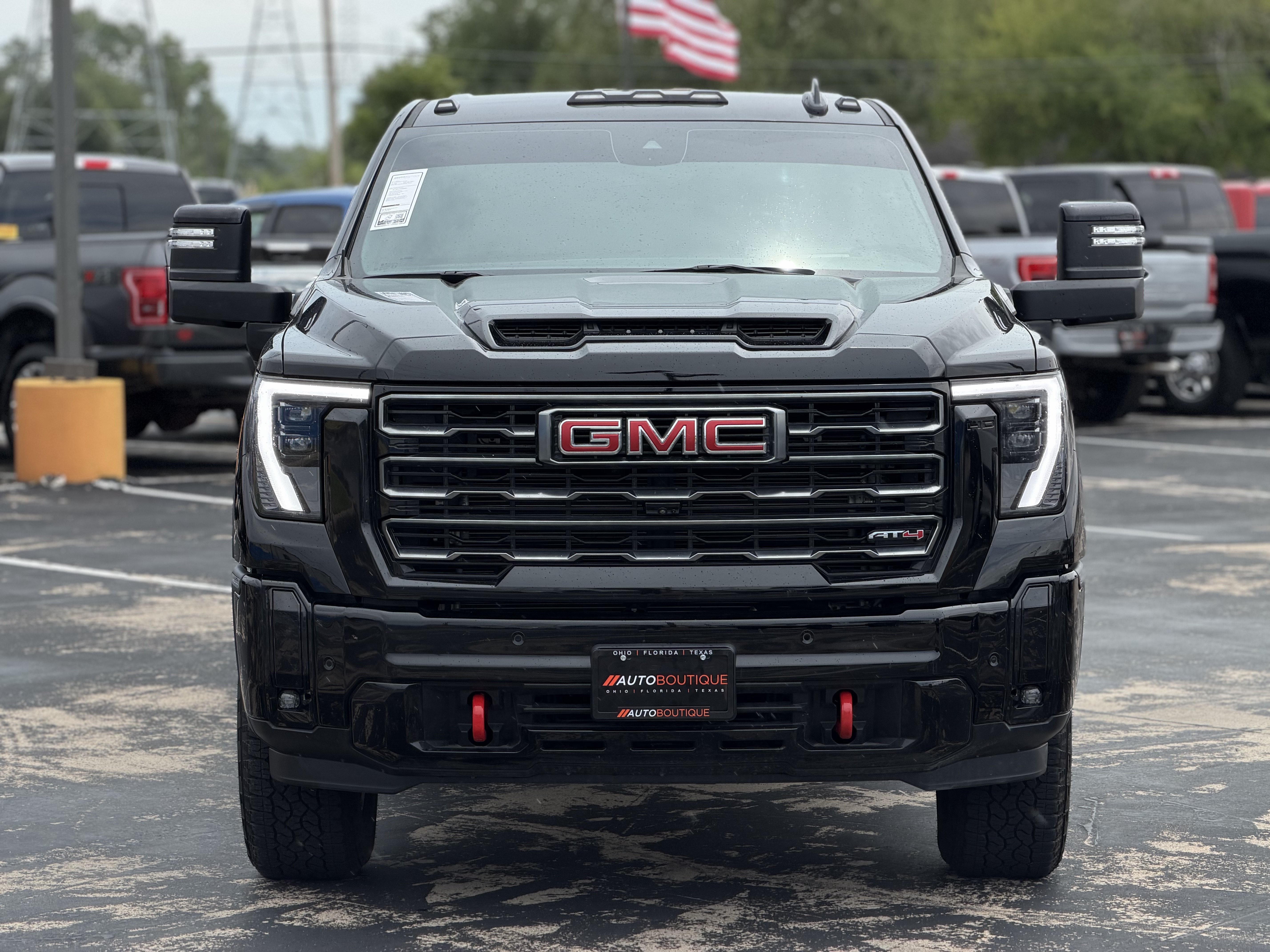 Used 2026 GMC Sierra 2500 AT4 w/ Technology Package AWD/4WD image 8