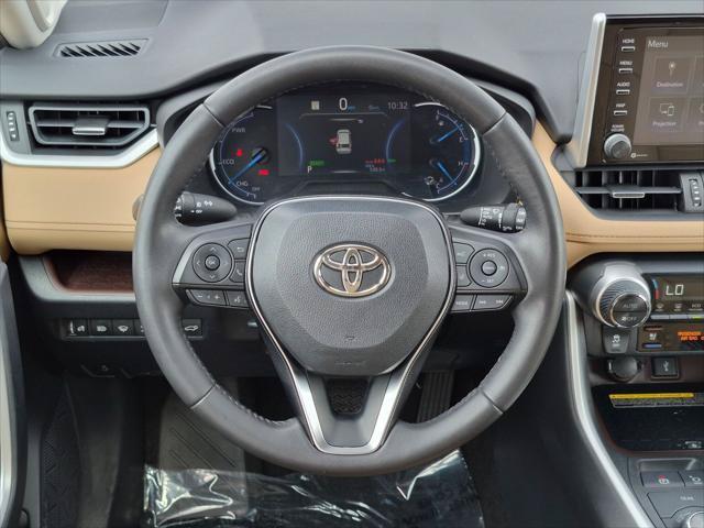 Used 2020 Toyota RAV4 Limited AWD/4WD image 13