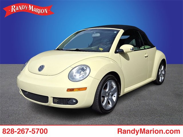 Used 2006 Volkswagen Beetle Convertible w/ Package 2