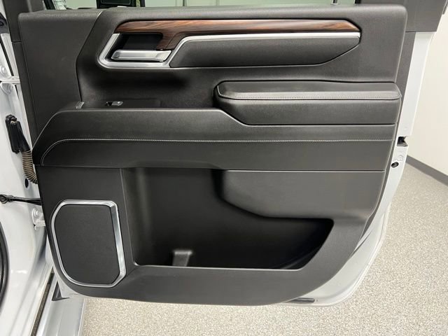 Used 2025 GMC Sierra 3500 SLT image 39
