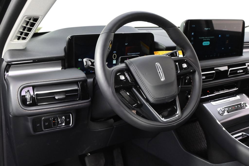 New 2026 Lincoln Aviator AWD image 11