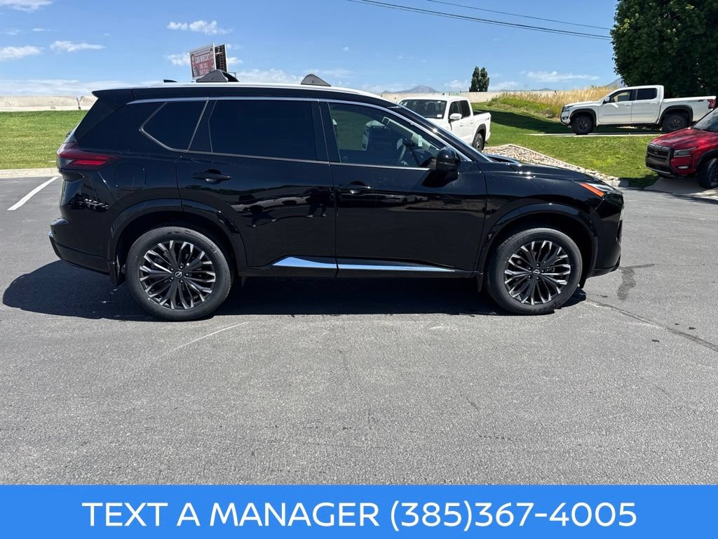 New 2026 Nissan Rogue Platinum w/ Platinum Premium Package AWD/4WD image 2