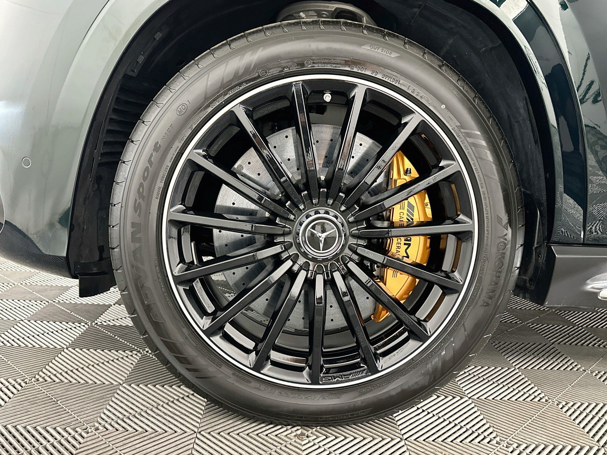 Used 2023 Mercedes-Benz GLS 63 AMG 4MATIC image 38