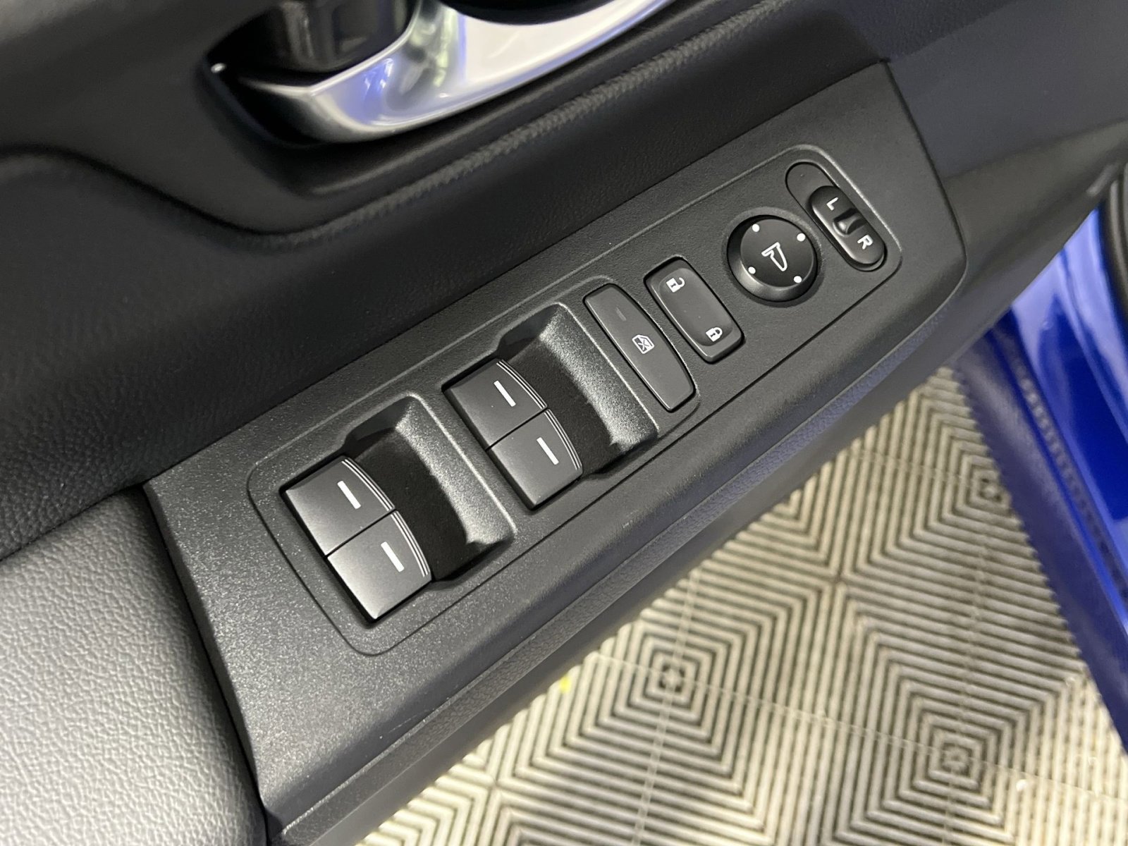 Used 2024 Honda CR-V Sport-L image 15