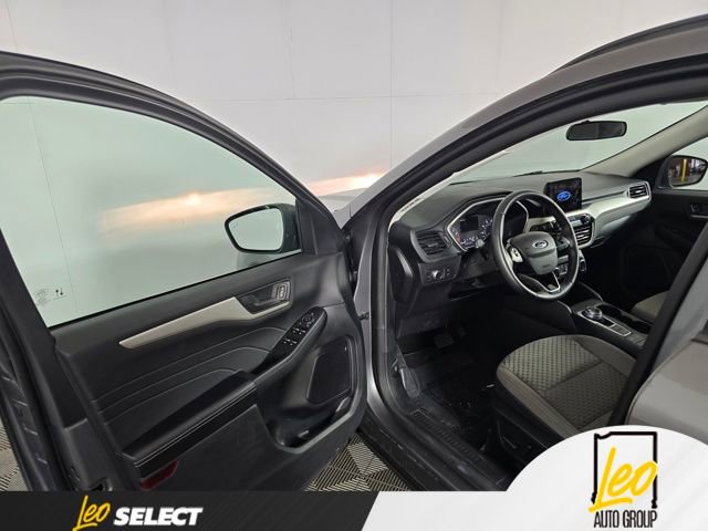 Used 2022 Ford Escape SE w/ Convenience Package AWD/4WD image 10