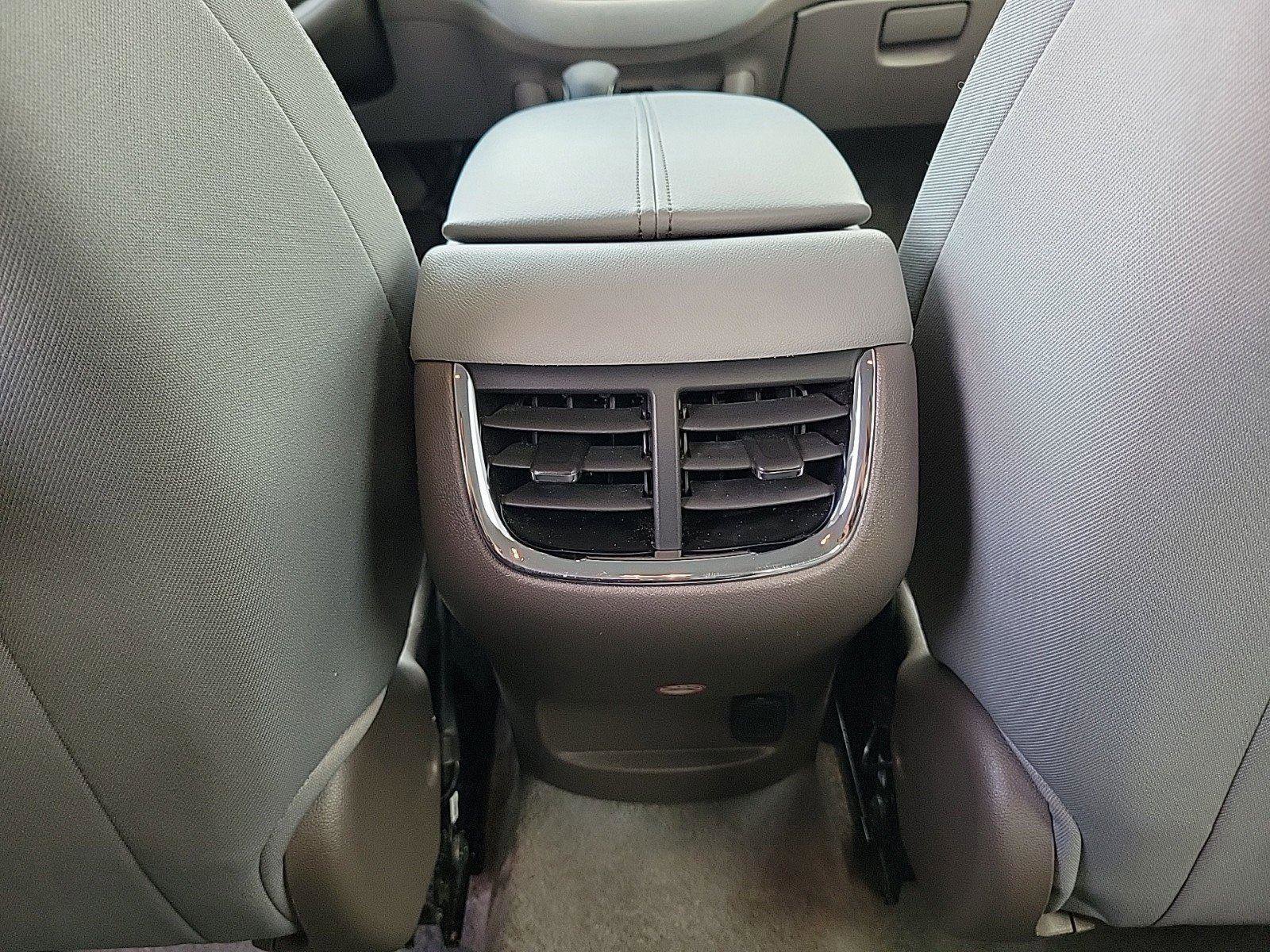 Used 2024 Chevrolet Malibu LT image 10