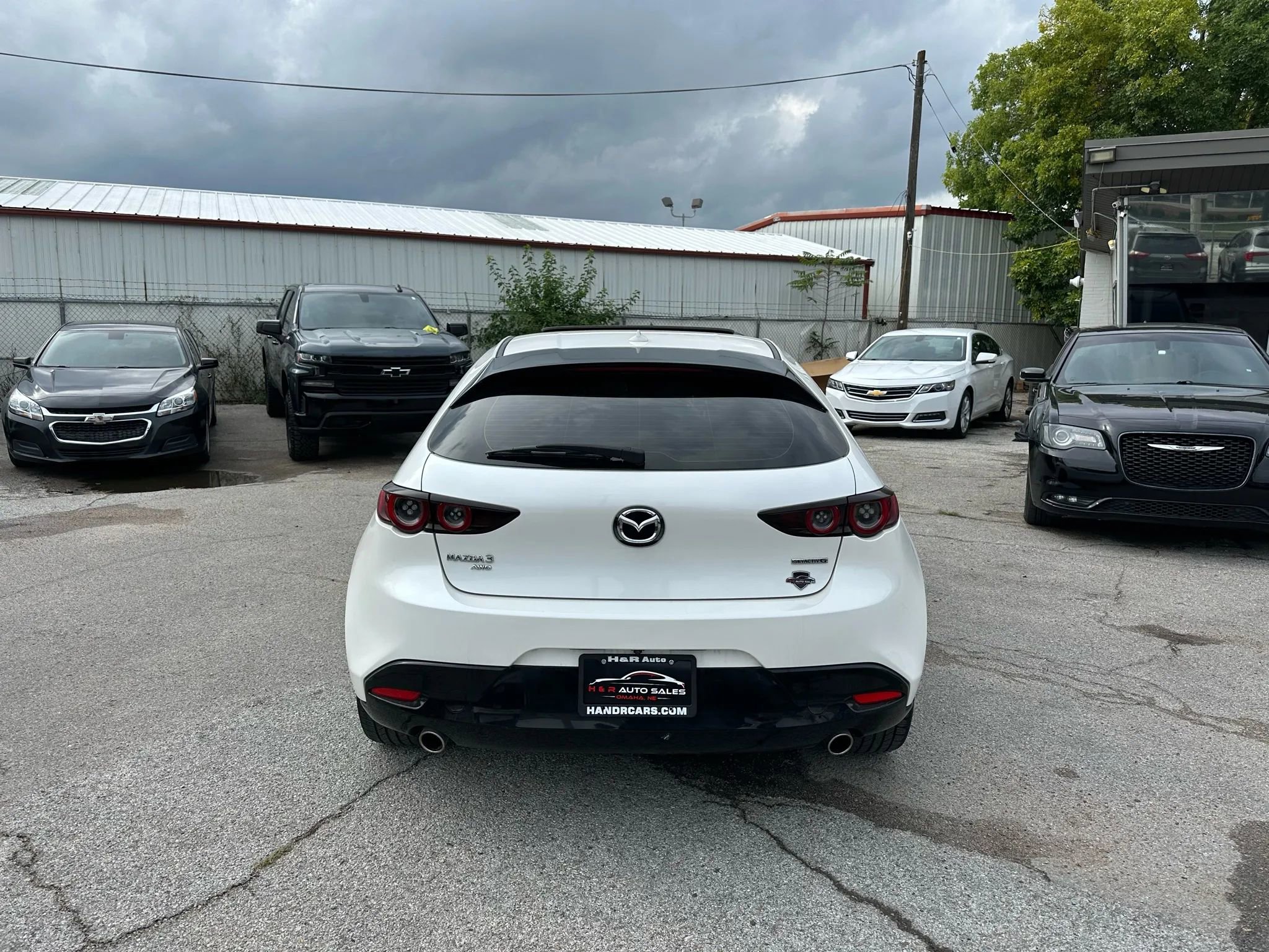 Used 2020 MAZDA MAZDA3 AWD Hatchback w/ Premium Pkg image 4