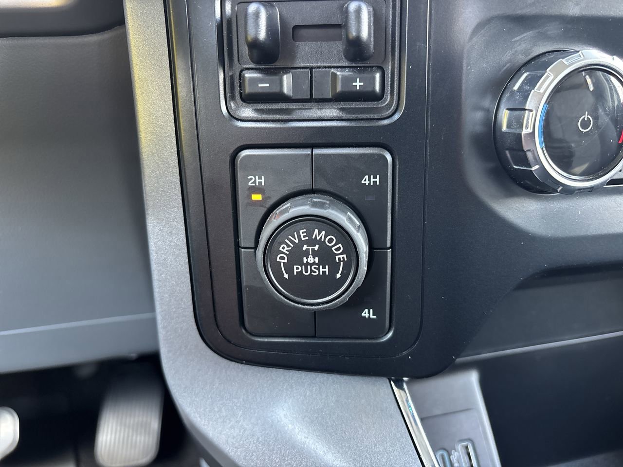 Used 2022 Ford F150 XLT w/ Equipment Group 301A Mid image 23