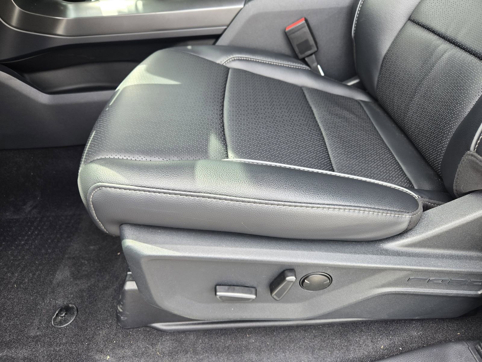 Used 2026 Ford F150 Lariat w/ FX4 Off-Road Package AWD/4WD image 23