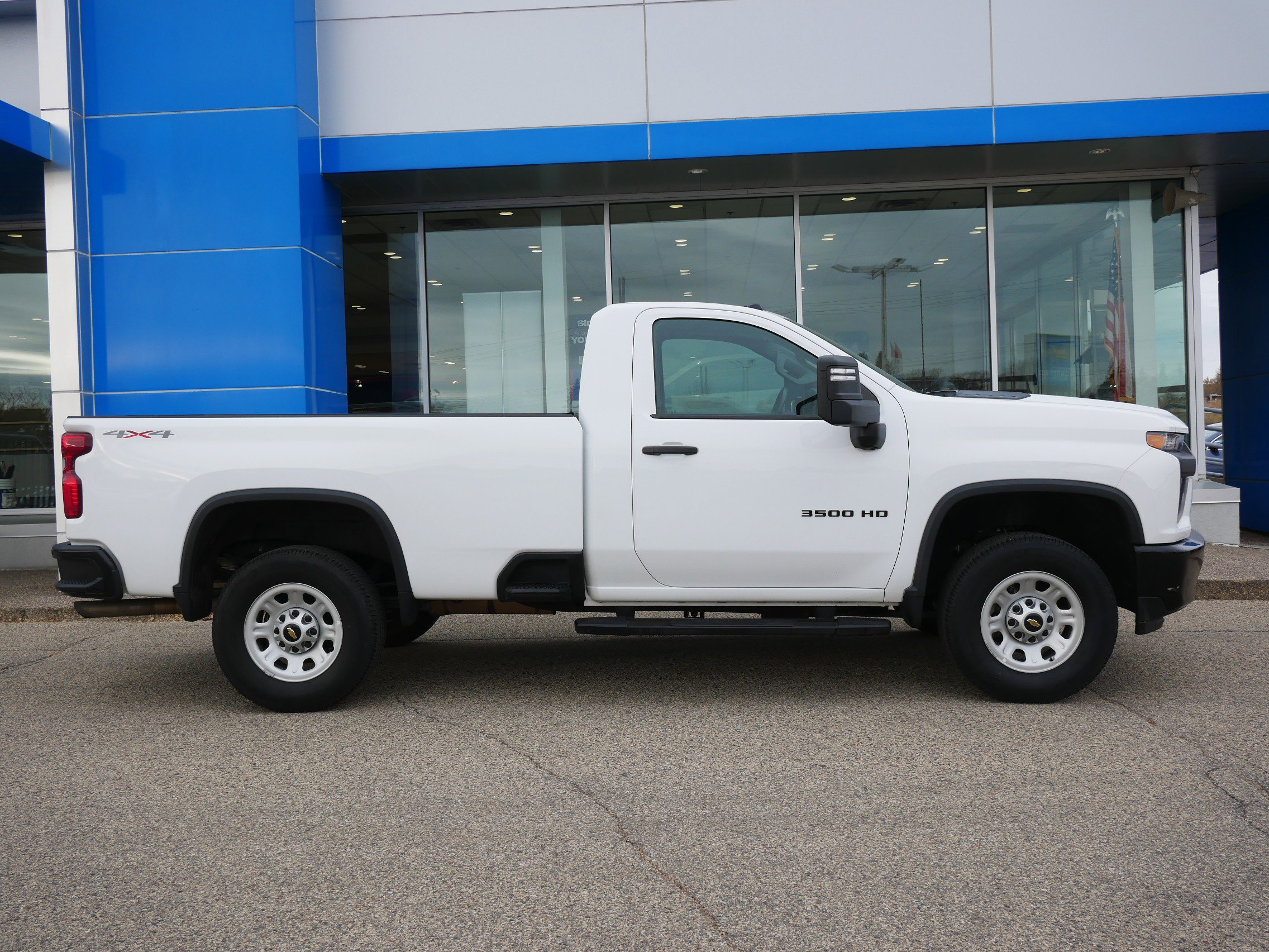 Used 2020 Chevrolet Silverado 3500 W/T w/ WT Convenience Package image 2