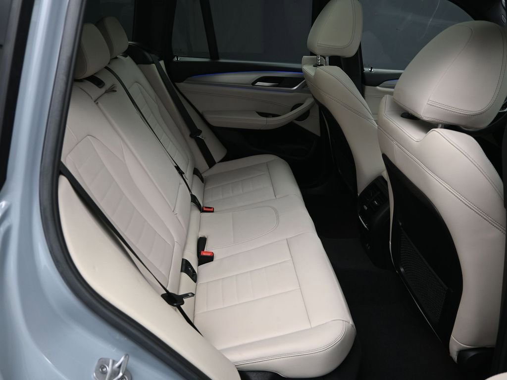 Used 2024 BMW X3 xDrive30i w/ Premium Package image 37