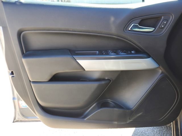 Used 2020 Chevrolet Colorado LT image 17