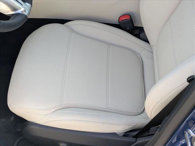 New 2026 Mercedes-Benz C 300 4MATIC Sedan image 4