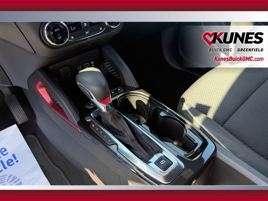 Used 2023 Chevrolet TrailBlazer RS w/ Convenience Package FWD image 17
