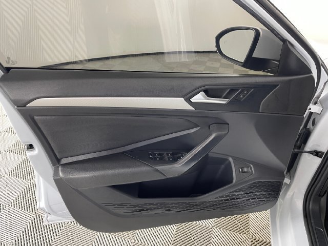 Used 2019 Volkswagen Jetta S FWD image 15