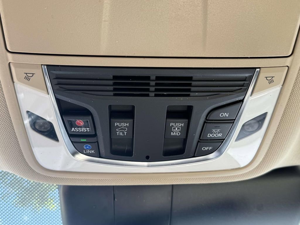 Used 2023 Acura RDX AWD image 25
