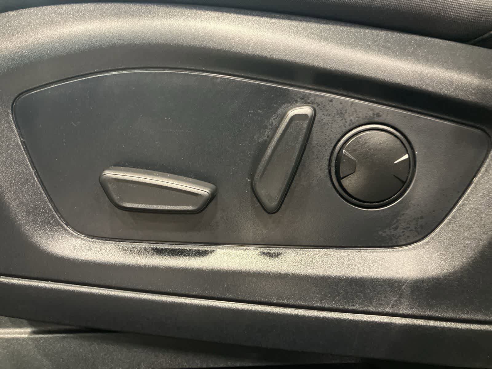 Used 2025 Ford Explorer Active image 11