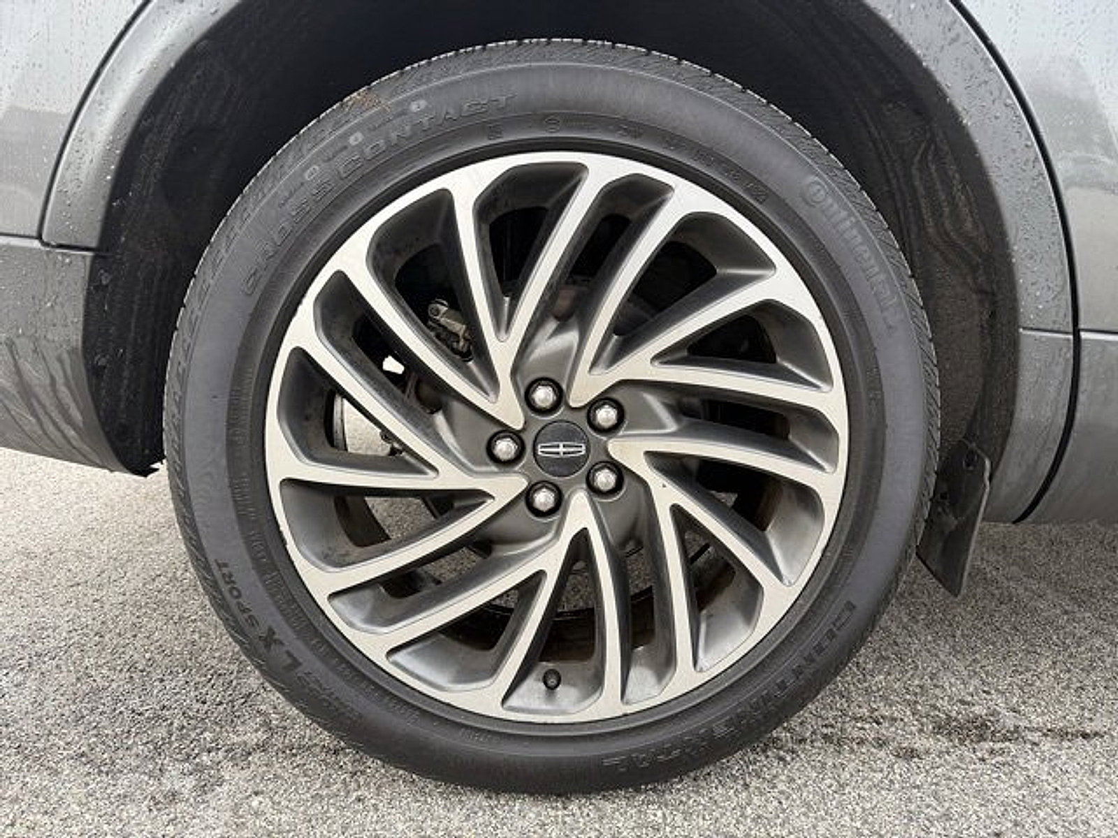 Used 2019 Lincoln Nautilus Reserve w/ Cargo Utility Package image 24