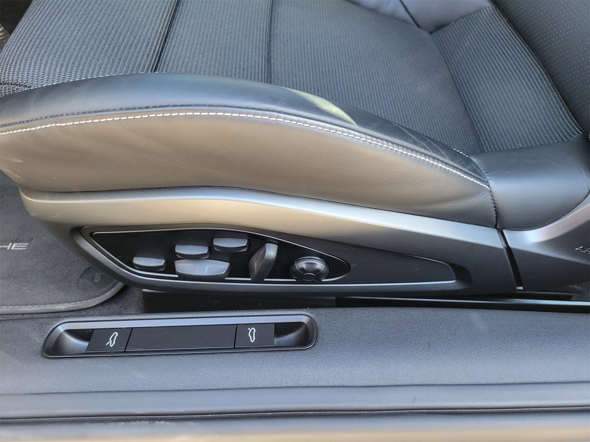 Certified 2022 Porsche 911 GT3 image 24