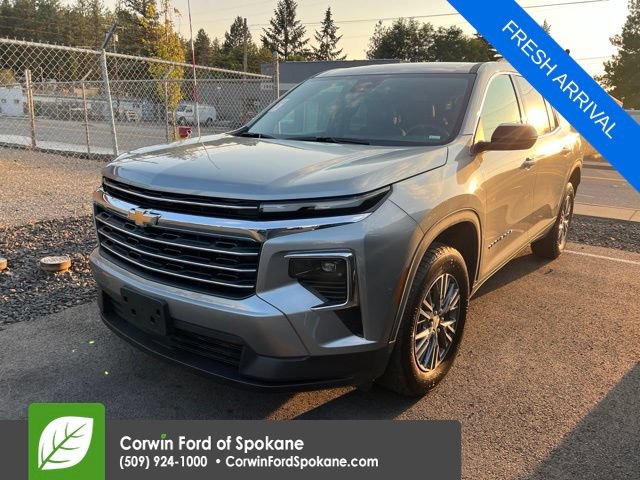 Used 2026 Chevrolet Traverse LT