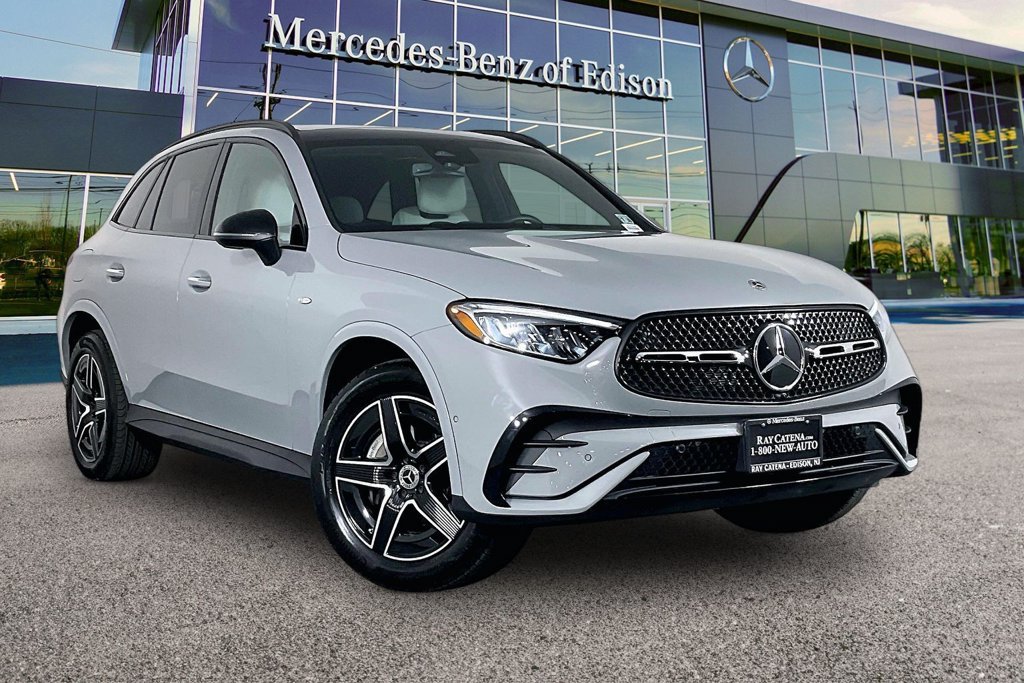 Certified 2025 Mercedes-Benz GLC 350e 4MATIC image 1
