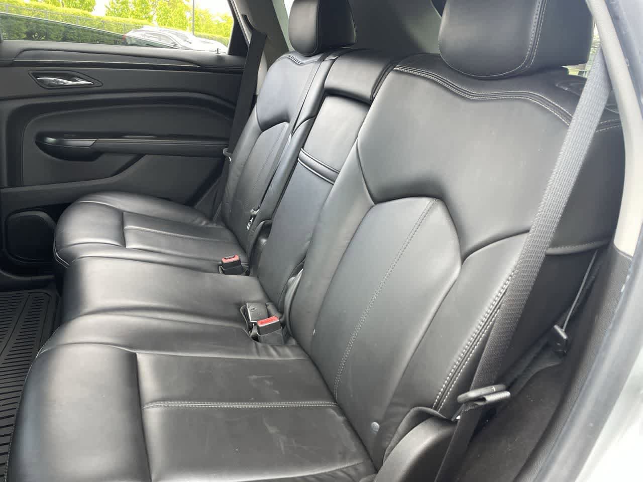 Used 2015 Cadillac SRX FWD image 18