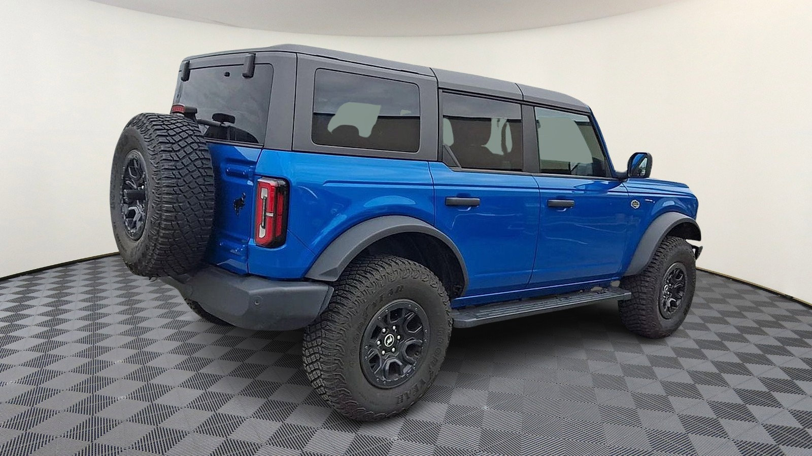 Used 2024 Ford Bronco Wildtrak image 8