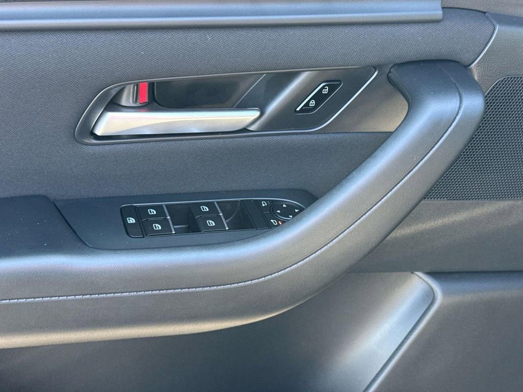 Certified 2025 MAZDA CX-90 3.3 Turbo w/ Select Package image 24