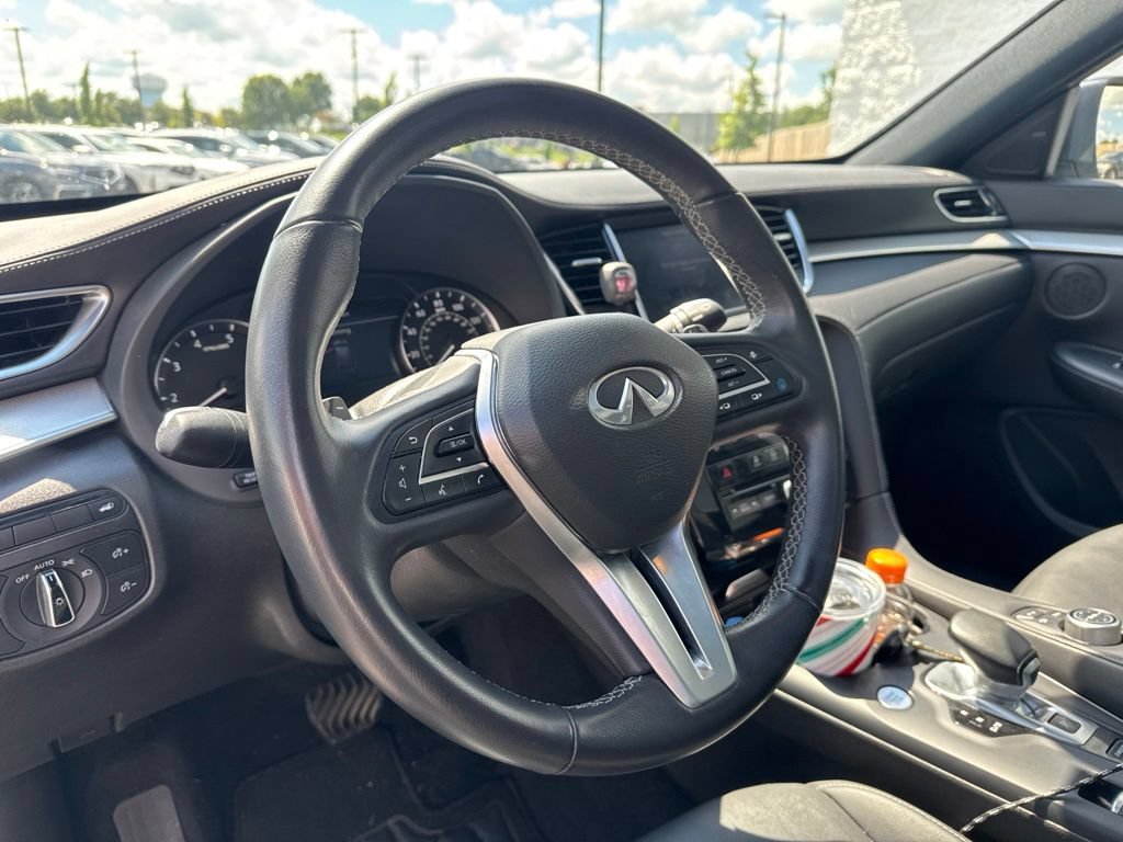 Used 2021 INFINITI QX50 Luxe w/ Appearance Package AWD/4WD image 12