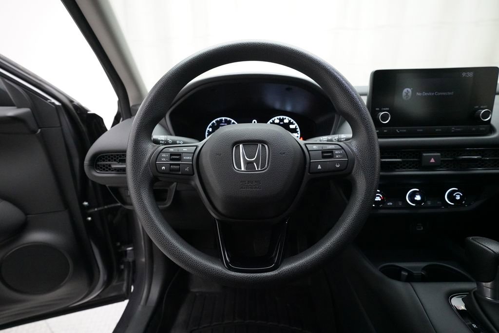 Used 2023 Honda HR-V LX image 4