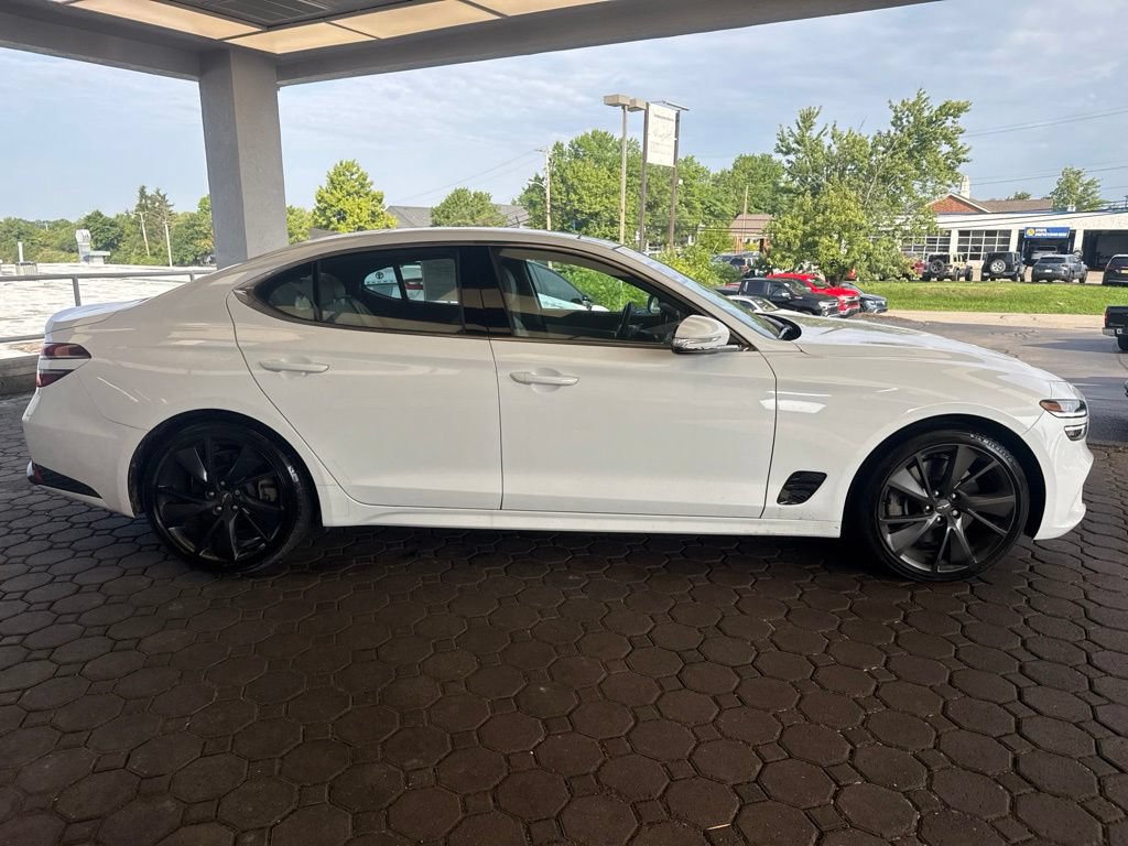 Used 2022 Genesis G70 3.3T w/ Sport Advanced Package AWD/4WD image 5