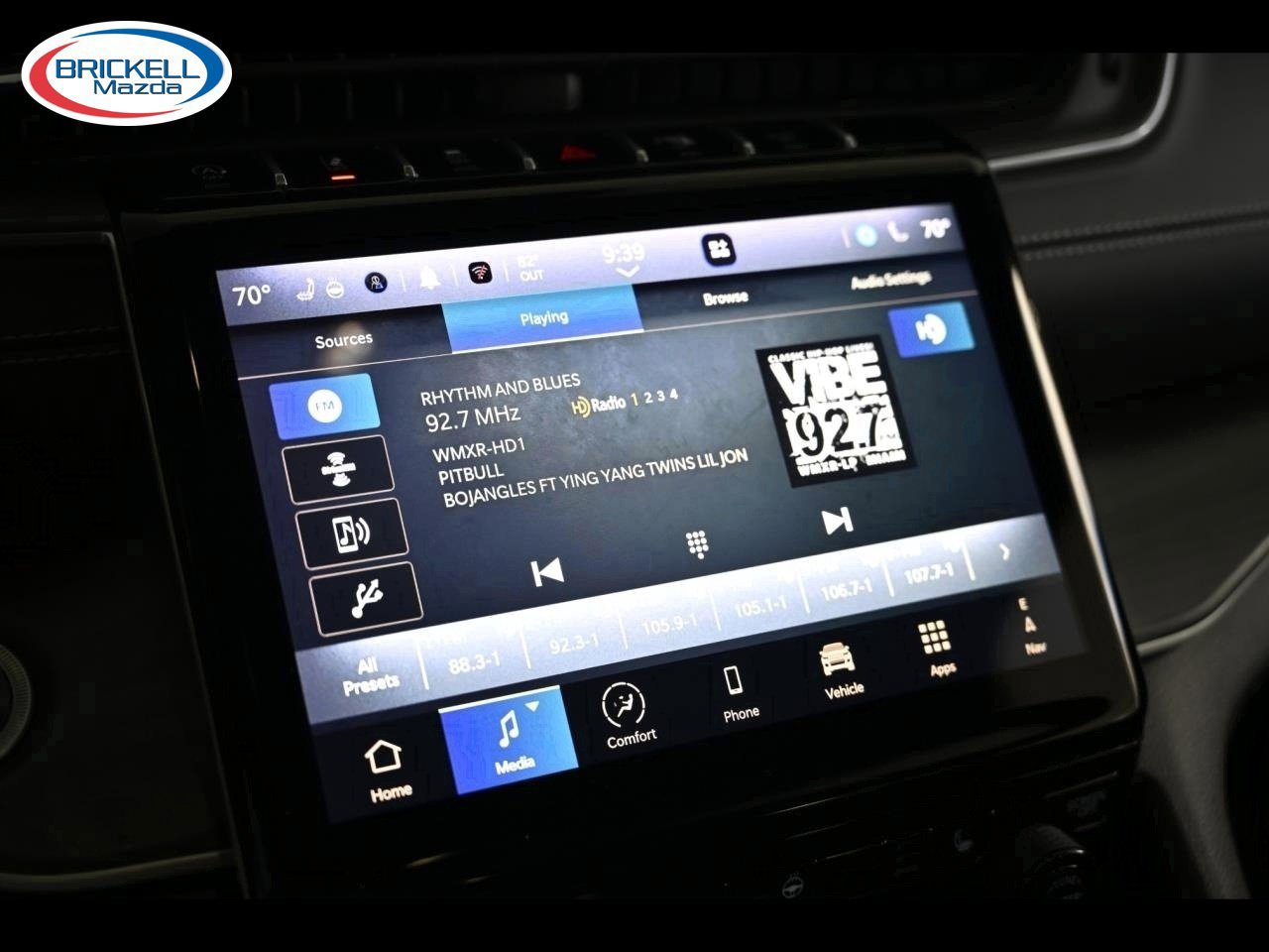 Used 2024 Jeep Grand Cherokee Limited w/ Black Appearance Package RWD image 30