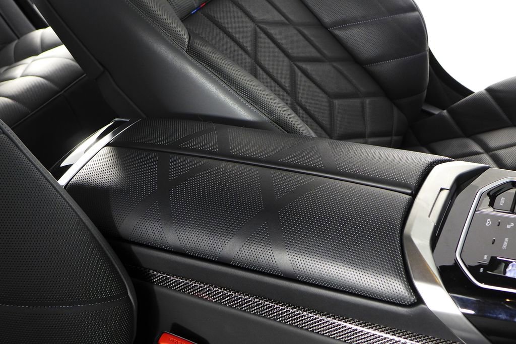 Certified 2023 BMW 760i xDrive w/ Parking Assistance Package image 16