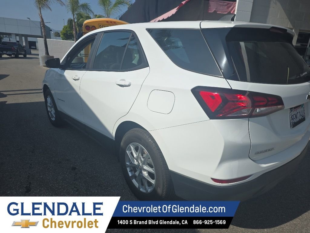 Used 2022 Chevrolet Equinox LS FWD image 3