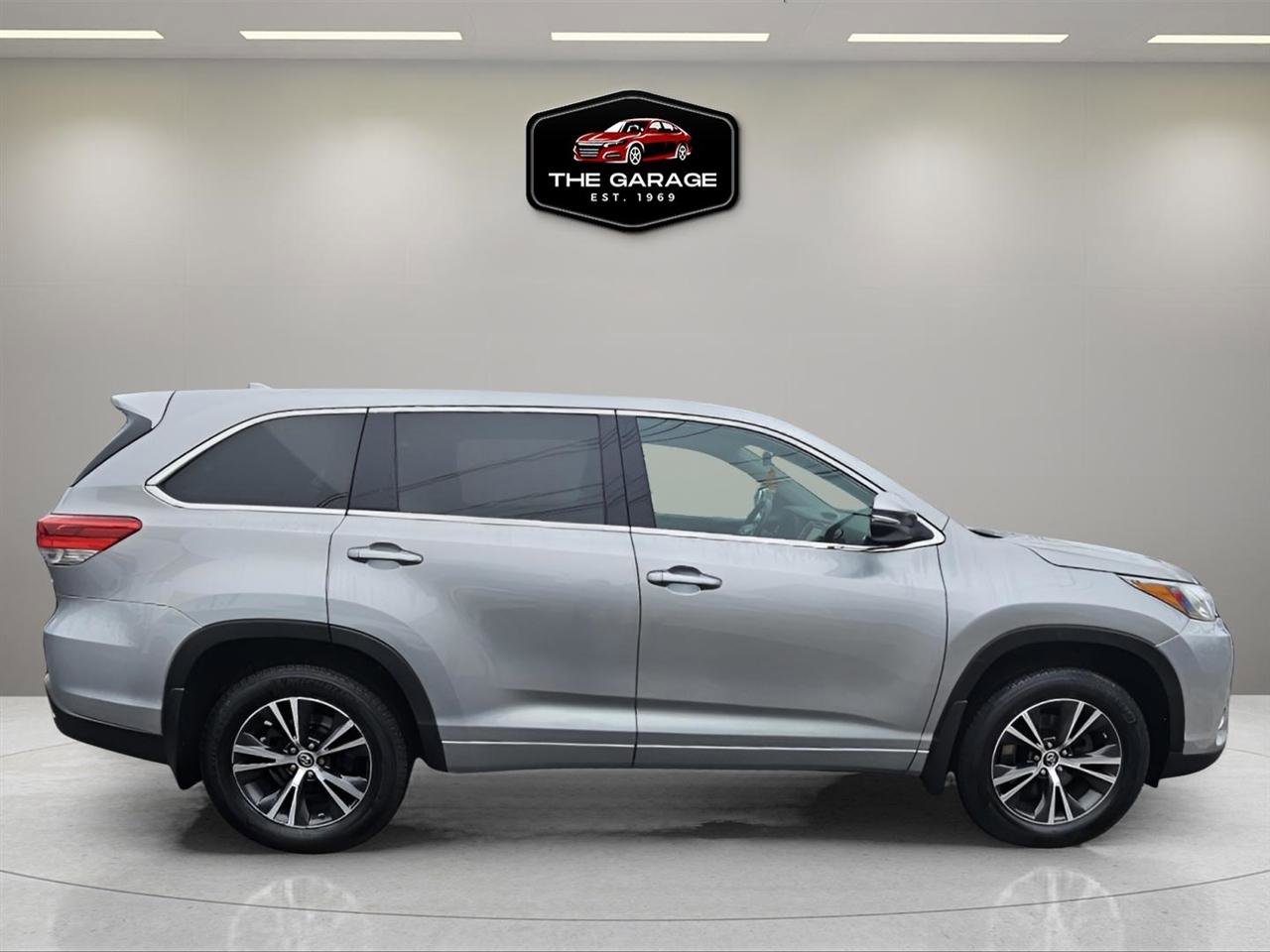 Used 2018 Toyota Highlander Plus image 5