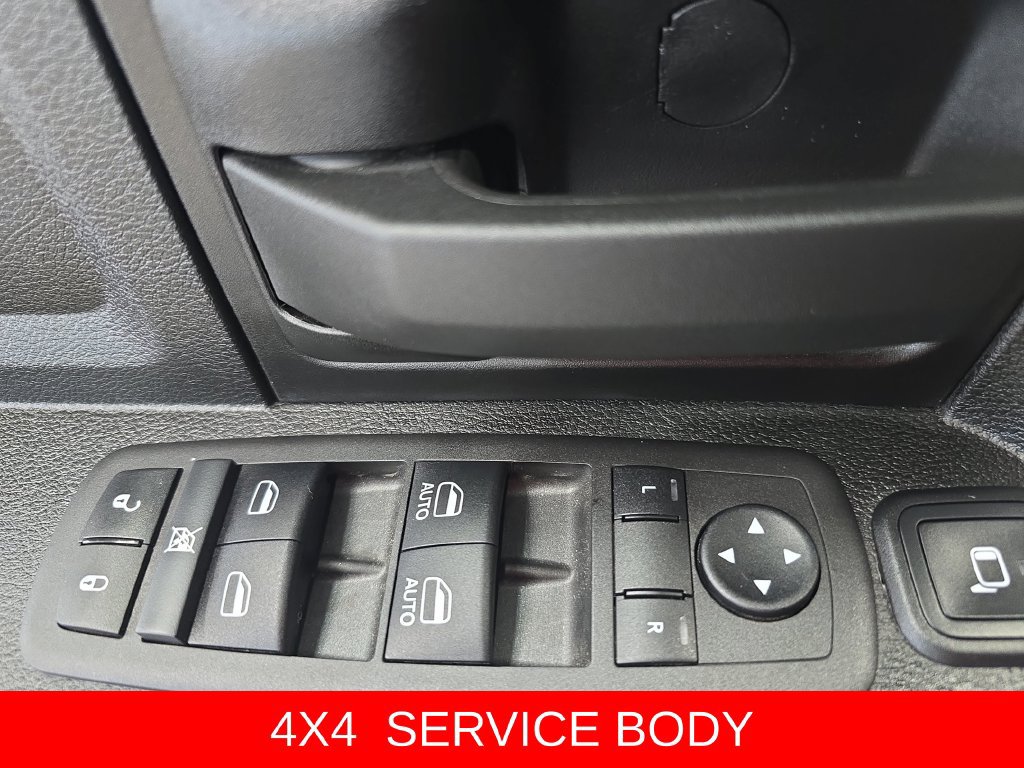Used 2024 RAM 2500 Tradesman w/ Chrome Appearance Group AWD/4WD image 28