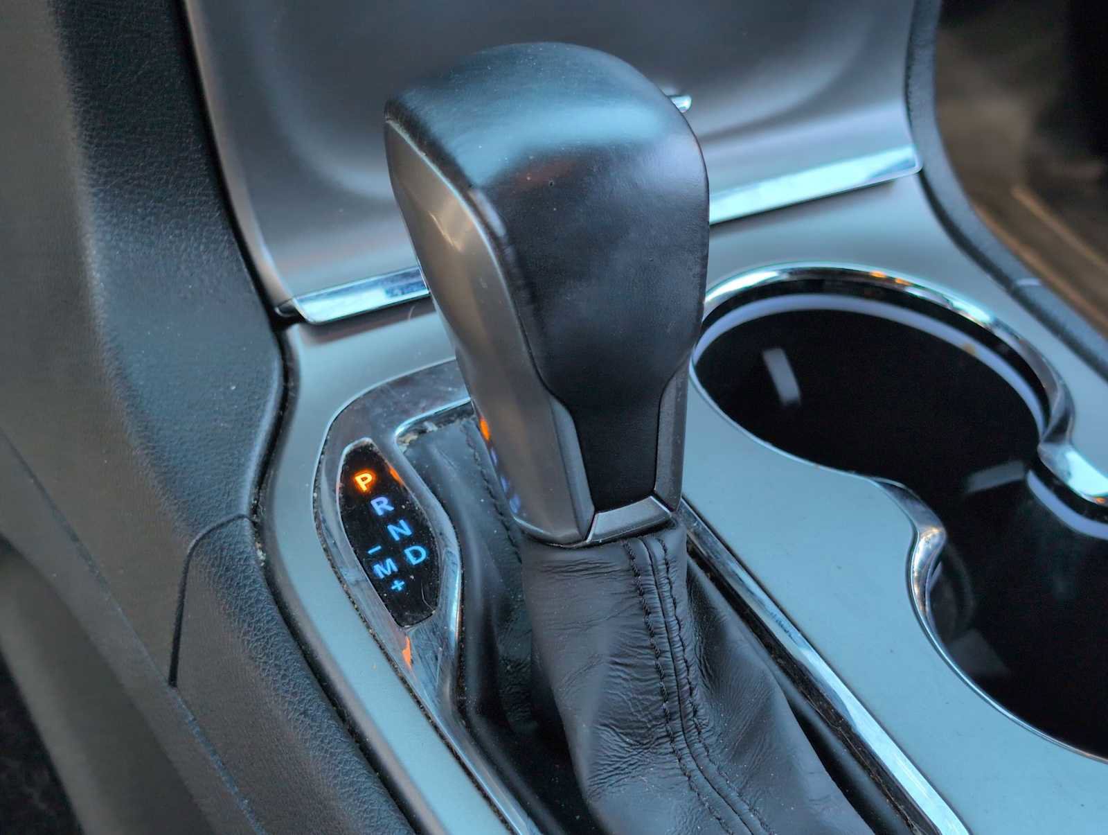 Used 2018 Jeep Grand Cherokee Limited image 27