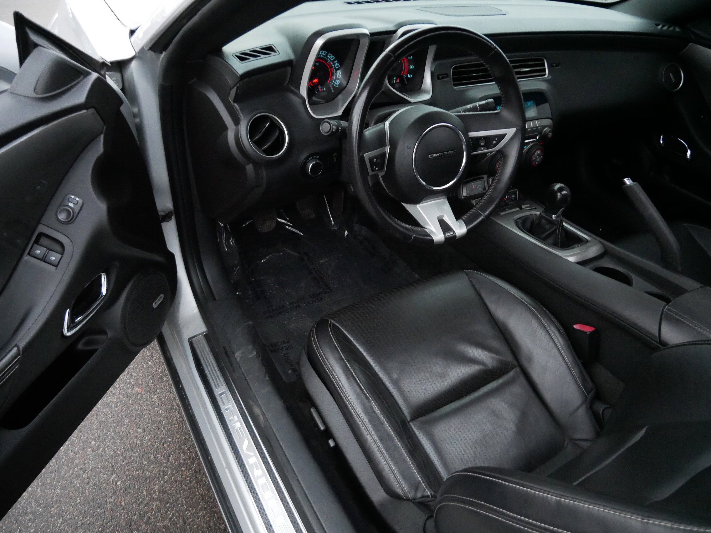 Used 2010 Chevrolet Camaro SS w/ RS Package image 9