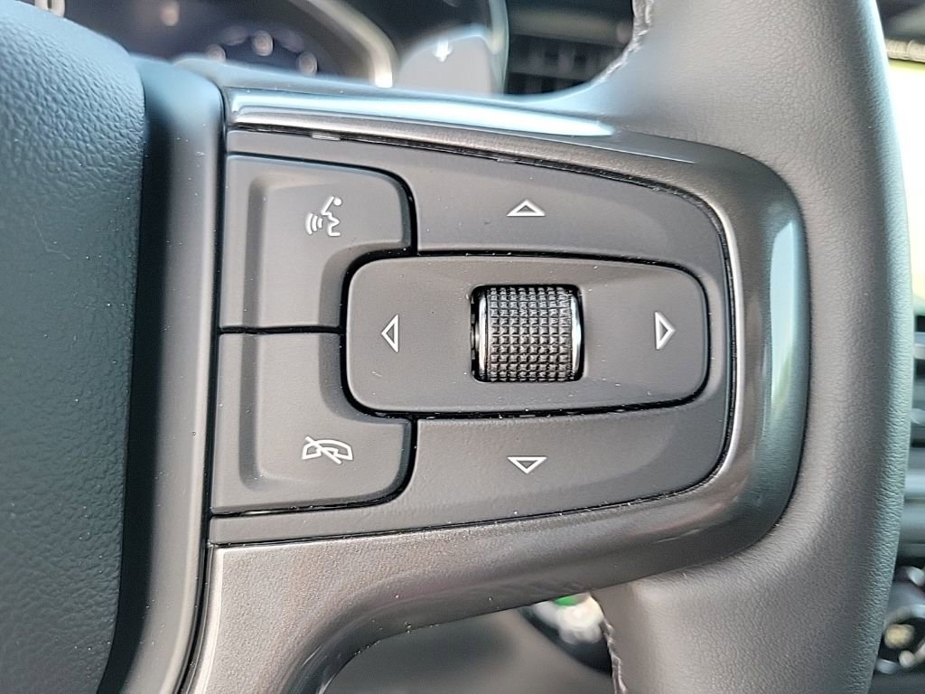 New 2026 Chevrolet Silverado 1500 ZR2 w/ Dark Appearance Package AWD/4WD image 25