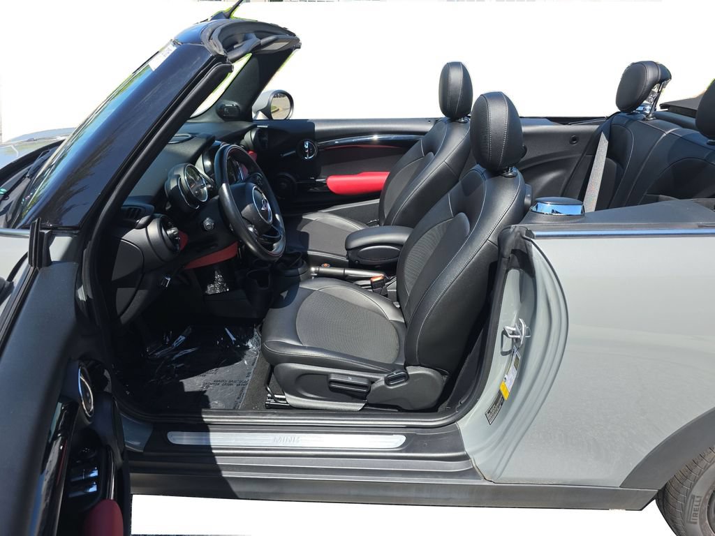 Used 2018 MINI Cooper Convertible FWD image 10