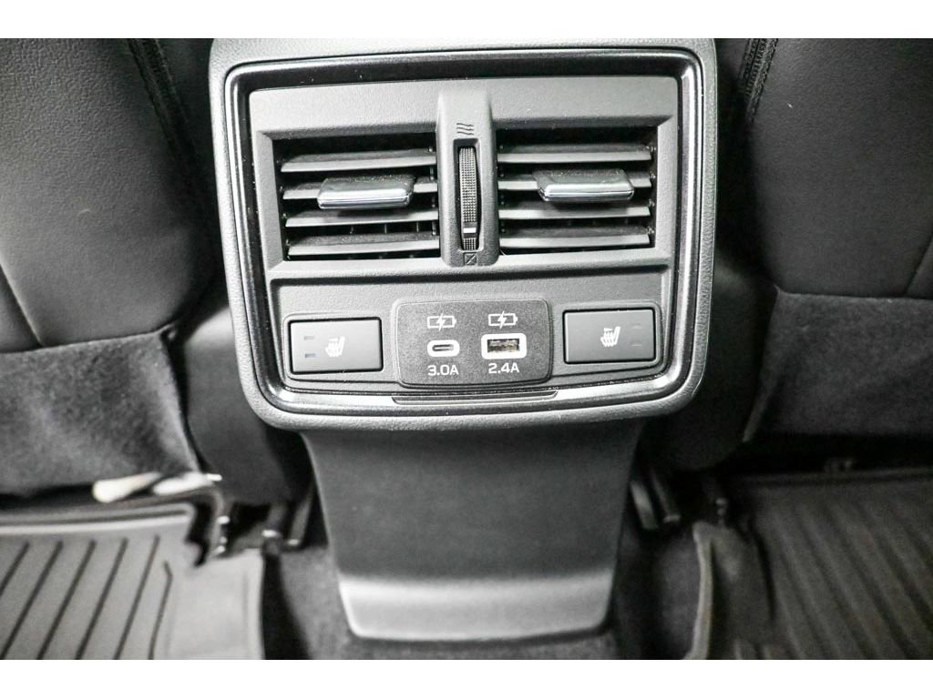 Used 2025 Subaru Forester Touring AWD/4WD image 13