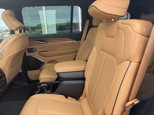 Used 2022 Jeep Grand Cherokee L Summit image 20