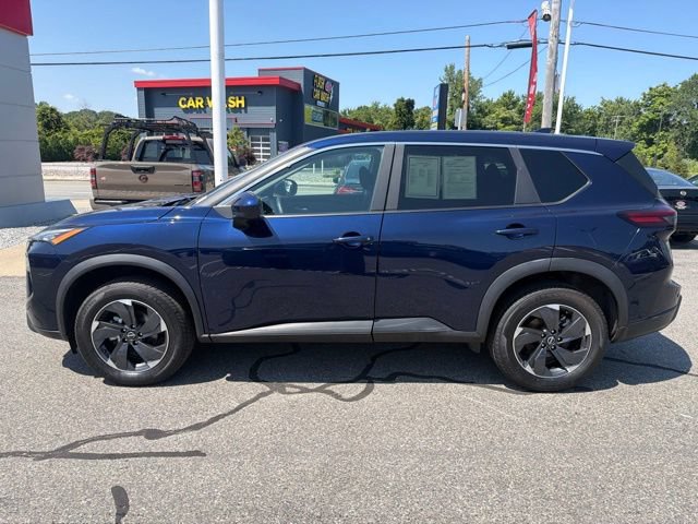Used 2026 Nissan Rogue SV AWD/4WD image 9