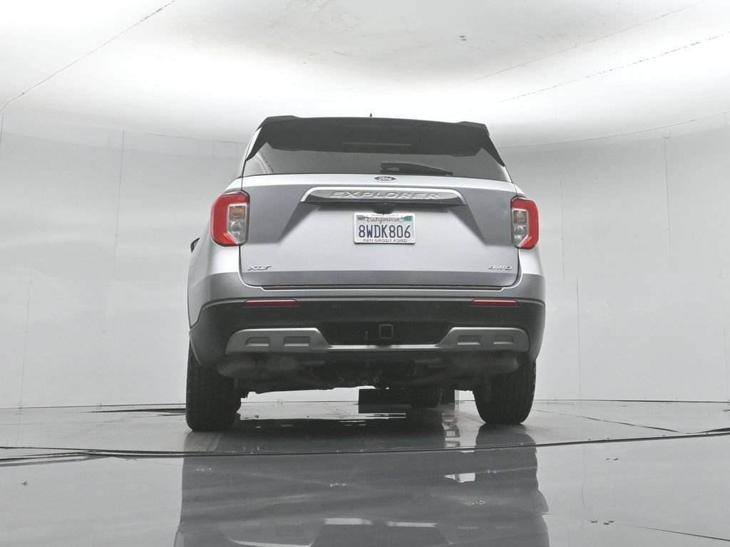 Certified 2021 Ford Explorer XLT w/ Equipment Group 202A AWD/4WD image 55