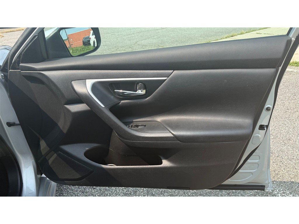 Used 2017 Nissan Altima 2.5 S w/ Power Driver Seat Package FWD image 28
